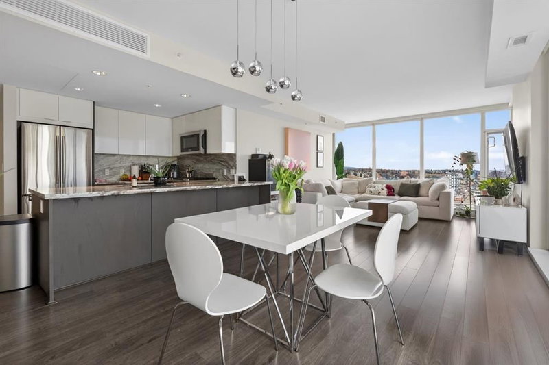 1703 - 510 6 Avenue SE, Calgary, T2G 1L7 | Image 3