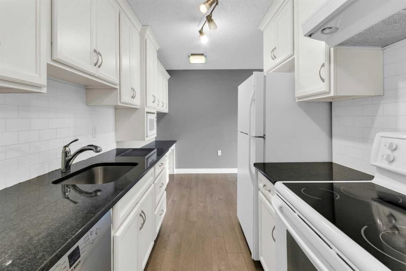 210 - 1602 11 Avenue SW, Calgary, T3C 0N2 | Image 3