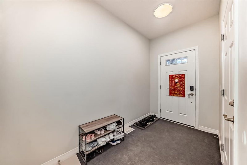 163 Evanscrest Way NW, Calgary, T3P 0S3 | Image 3
