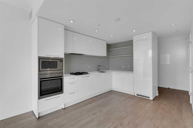 701 - 901 10 Avenue SW