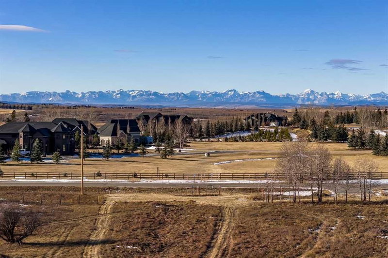 262076 Range Road 33, Rural Rocky View County, T4C 0G6 | Image 3