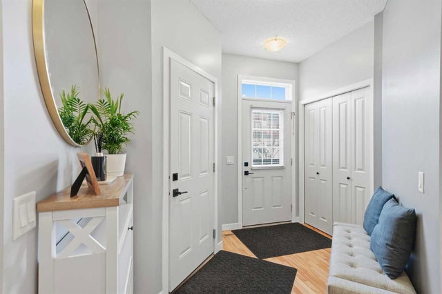 1301 - 155 Silverado Skies Link SW