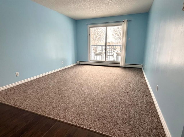 212B - 295 Columbia Boulevard W