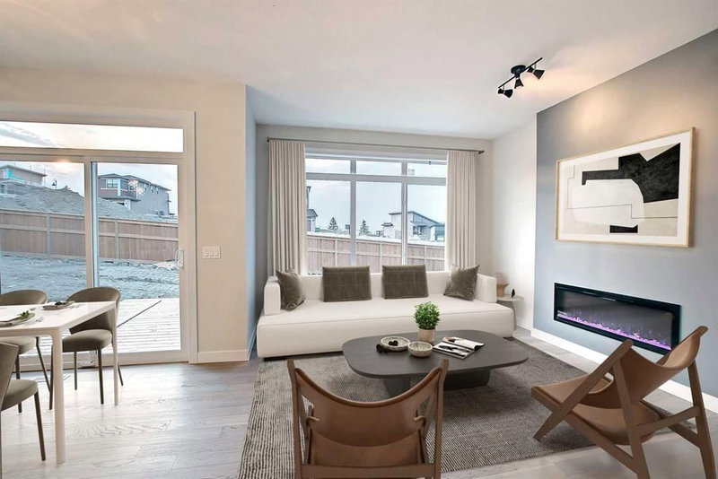 127 Waterford Manor, Chestermere, Alberta