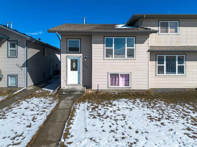 4506 45 Avenue Close