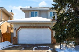220 Woodbrook Mews SW