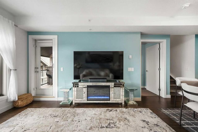 305 - 25 Aspenmont Heights SW