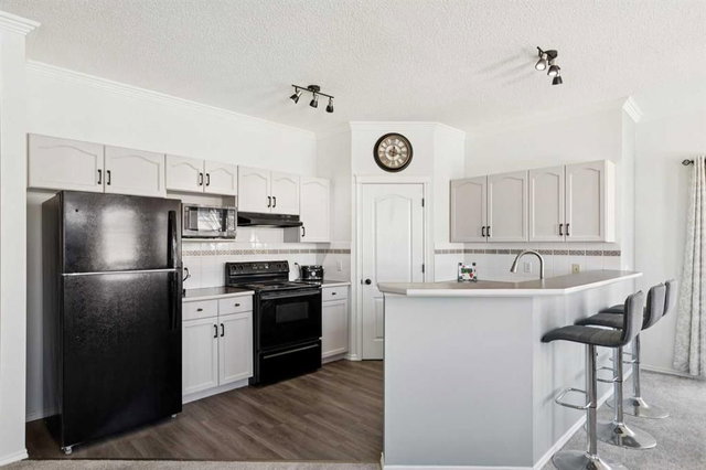 40 Edgeridge Terrace NW