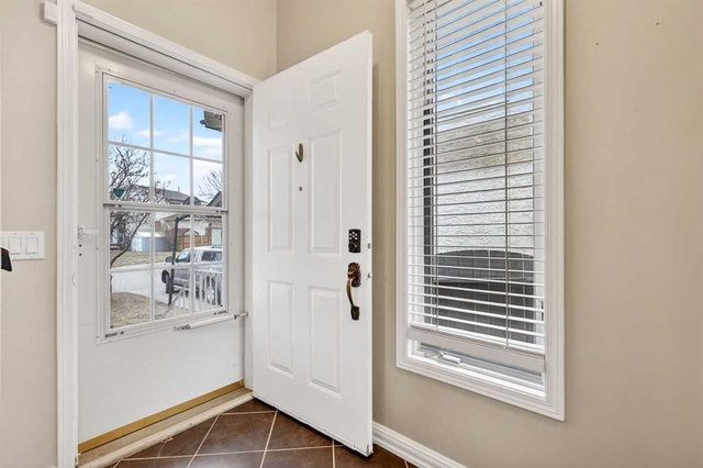 111 Sanderling Rise NW