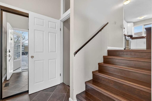 111 Sanderling Rise NW