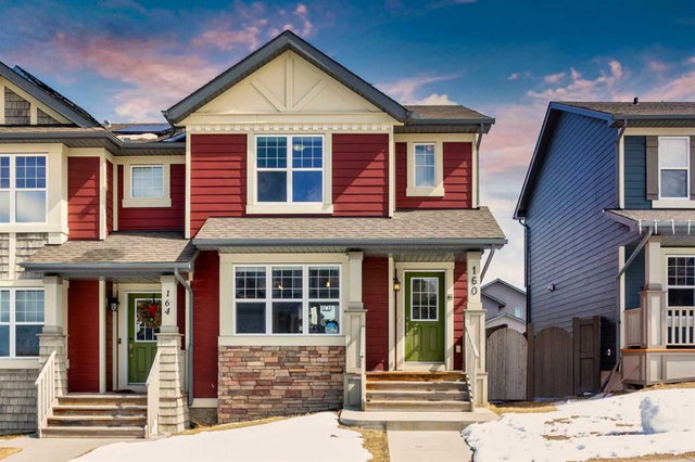 160 Panamount Way NW