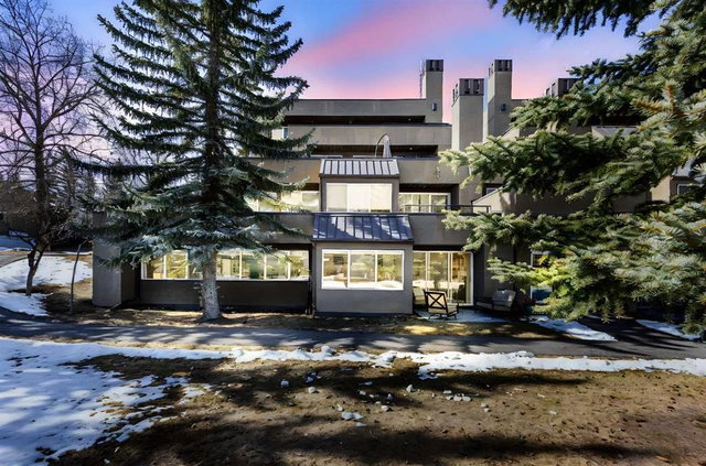 1 - 108 Village Heights SW