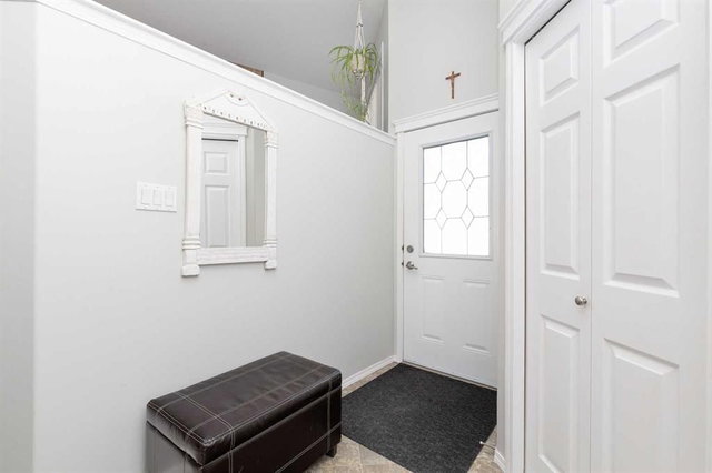 570 Edinburgh Road W