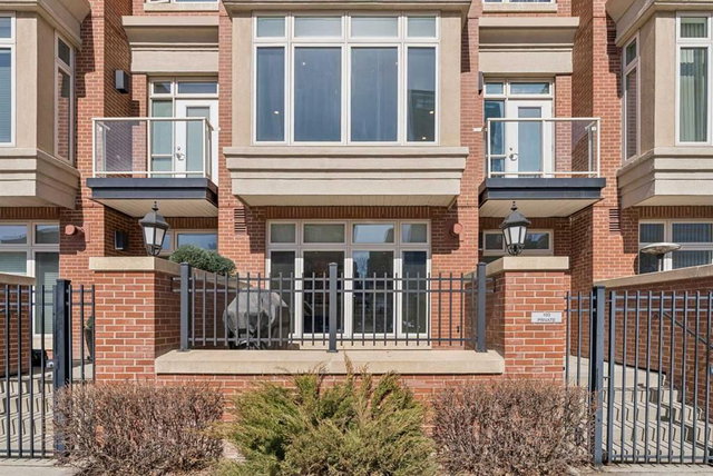 103 - 660 Eau Claire Avenue SW