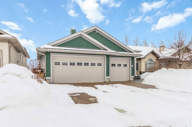 240 Lindstrom Crescent