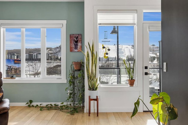 171 Greenbriar Place NW