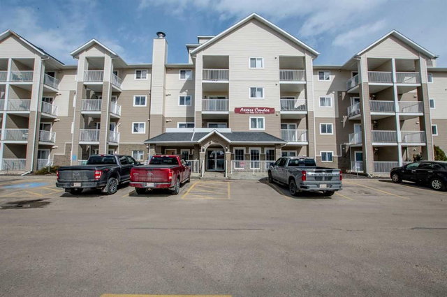 408 - 11240 104 Avenue