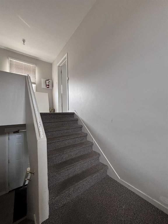 4 - 1814 10 Avenue S