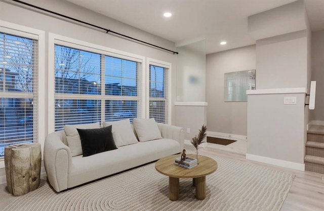 1217 CARRINGTON Boulevard NW