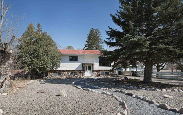 40 Chralesworth Crescent E