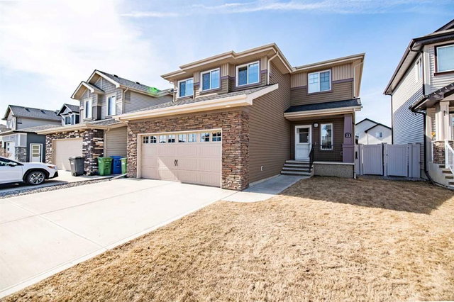 22 Caribou Crescent