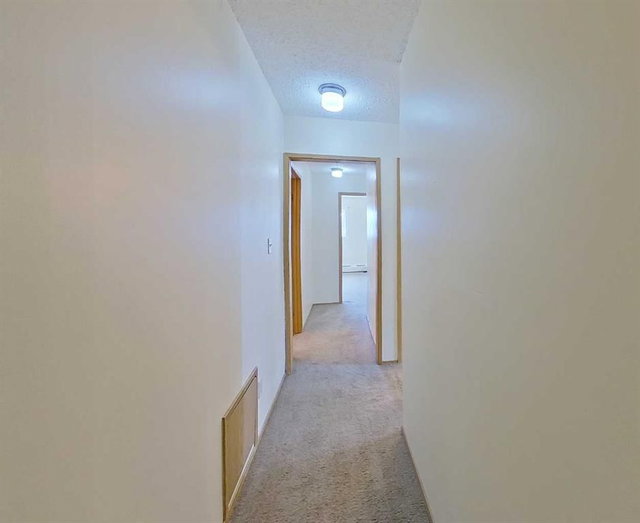 209E - 201 12 Avenue SW