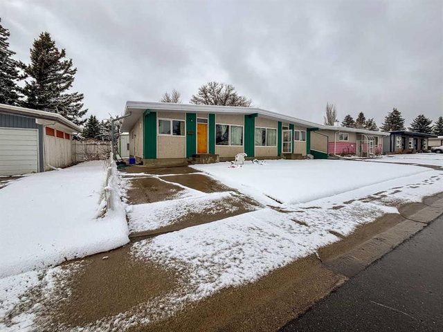 622 & 624 22 Street N