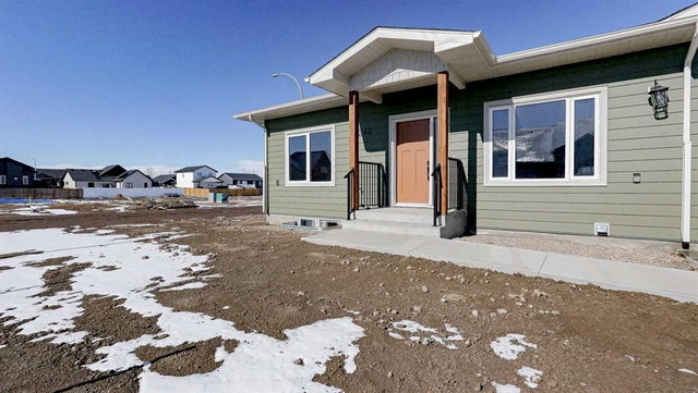 173 Parkview Crescent W