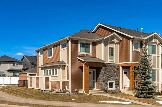 705 Nolan Hill Boulevard NW