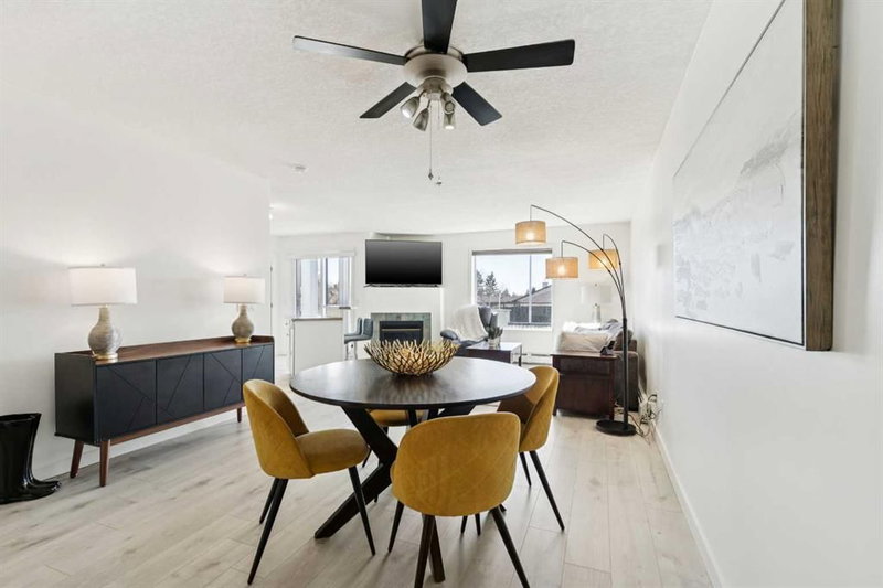 102 - 6102 Valleyview Park SE, Calgary, T2B 3R6 | Image 3