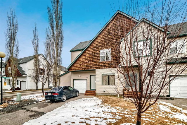 187 Bridlewood View SW