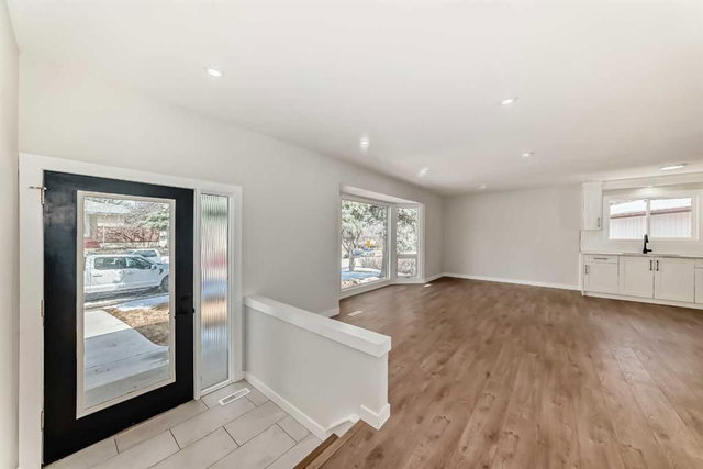 5173 Whitestone Road NE