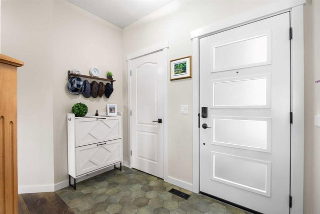 106 Evergreen Common SW