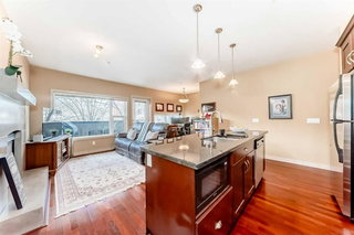 201 - 1828 14 Street SW