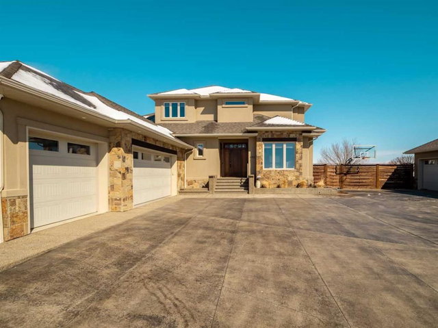 402 Meadow Lark Drive W