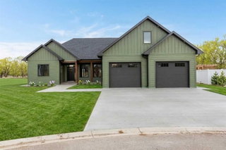 308 Yuma Court