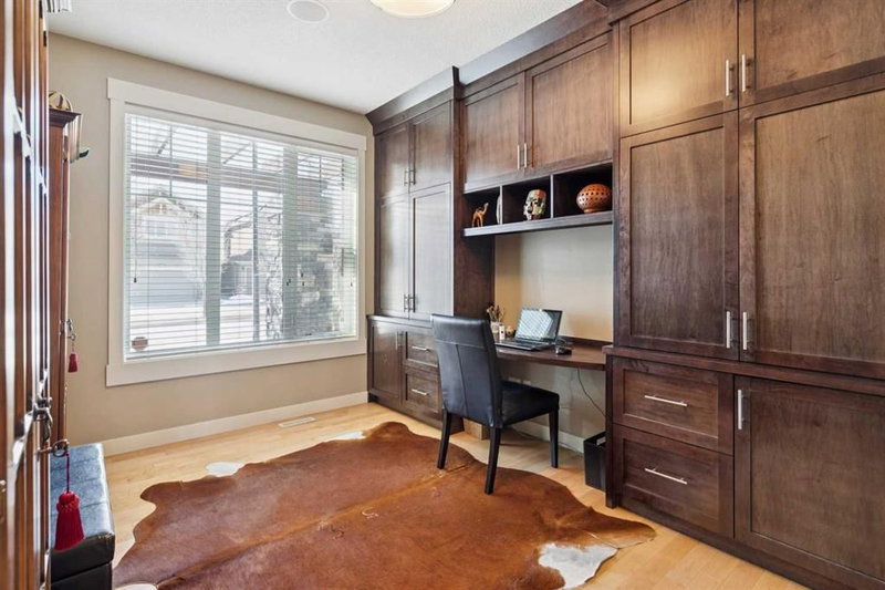 44 Aspen Summit Drive SW, Calgary, T3H 0E8 | Image 3