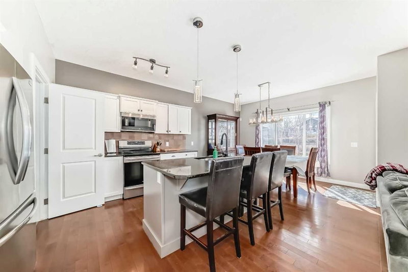 817 3 Street SW, Diamond Valley, T0L 0H0 | Image 3