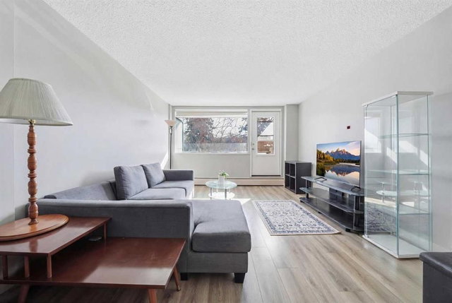 222 - 1616 8 Avenue NW