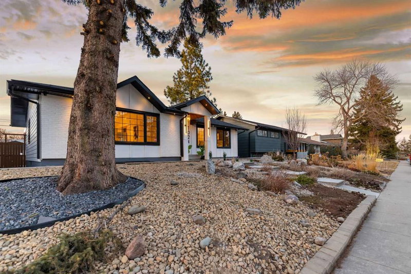 1024 Lake Christina Way SE, Calgary, T2J 2R3 | Image 2