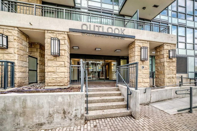 110 - 51 Waterfront Mews SW, Calgary, T2P0X3 | Image 3