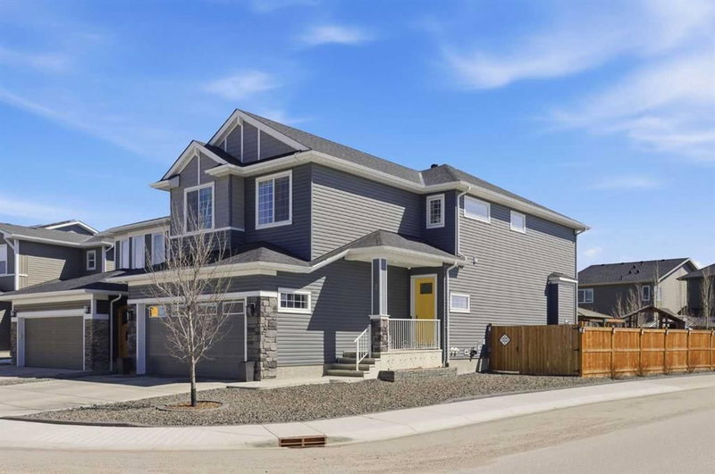 7 Evansglen Park NW, Calgary, Alberta