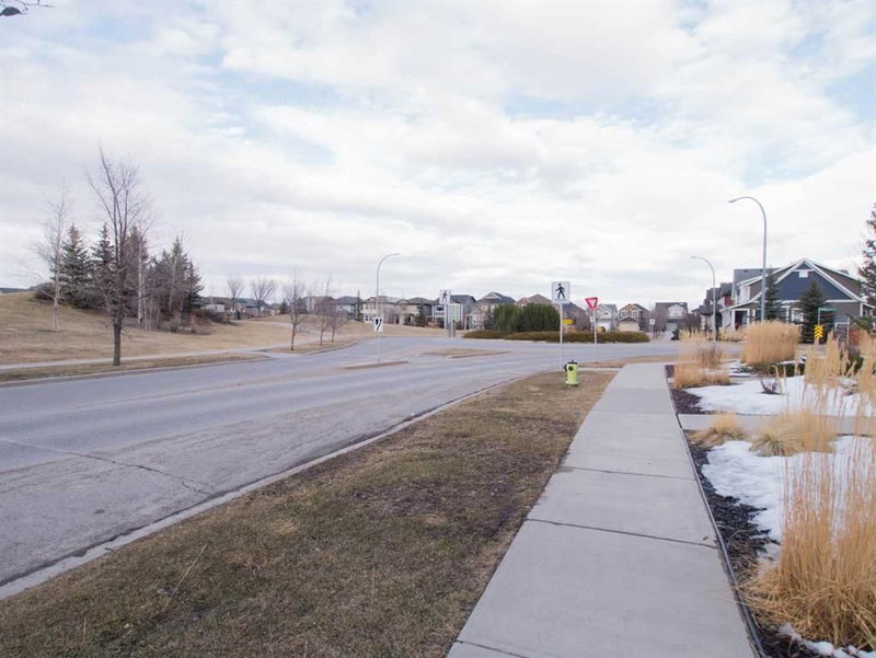 304 Chaparral Valley Square SE, Calgary, T2X0T5 | Image 3