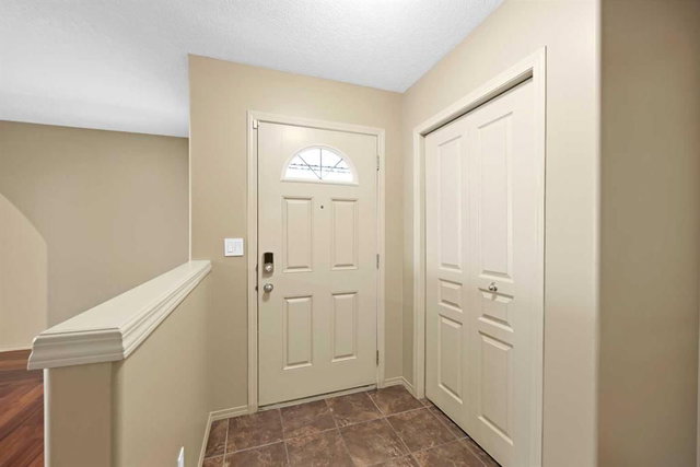 10 Bridlerange Circle SW