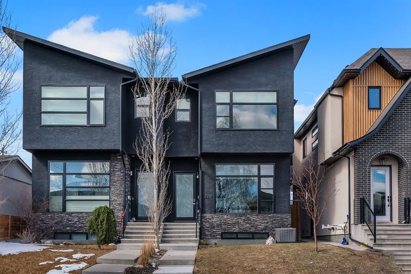 2231 36 Street SW, Calgary, Alberta