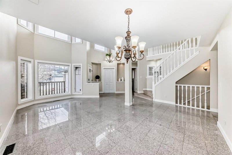 311 Rocky Ridge Cove NW, Calgary, T3G 4K1 | Image 2