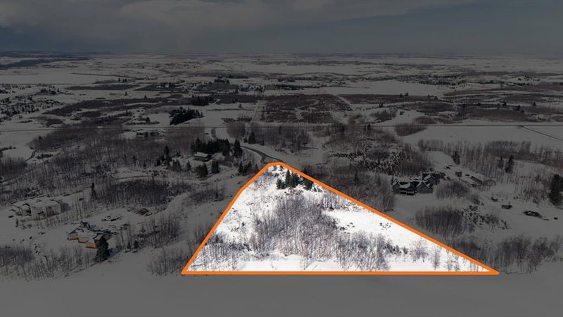 23 Grove Lane, Rural Rocky View County, T4C 2Z3 | Image 2