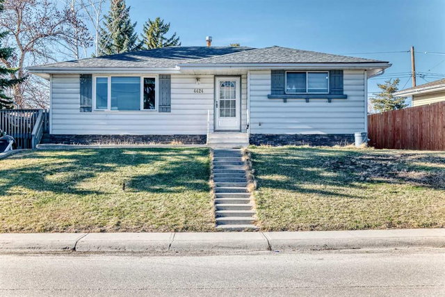 4424 Maryvale Drive NE