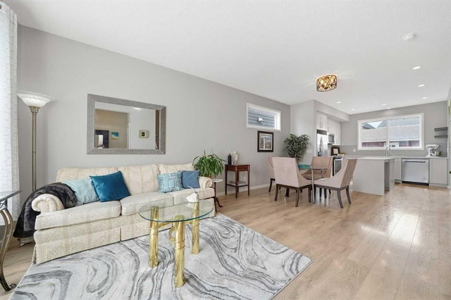 8112 Masters Boulevard SE