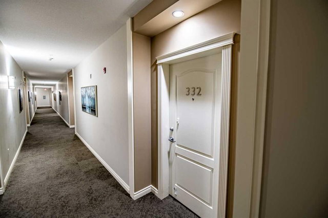 332 - 6 Michener Boulevard